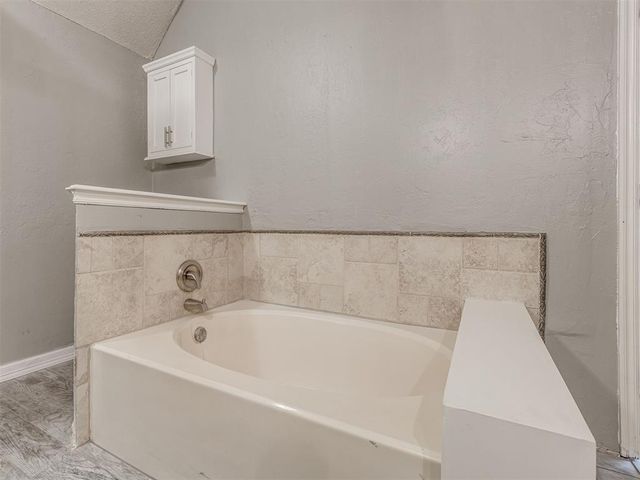 516 Winston Drive, Norman, OK 73072