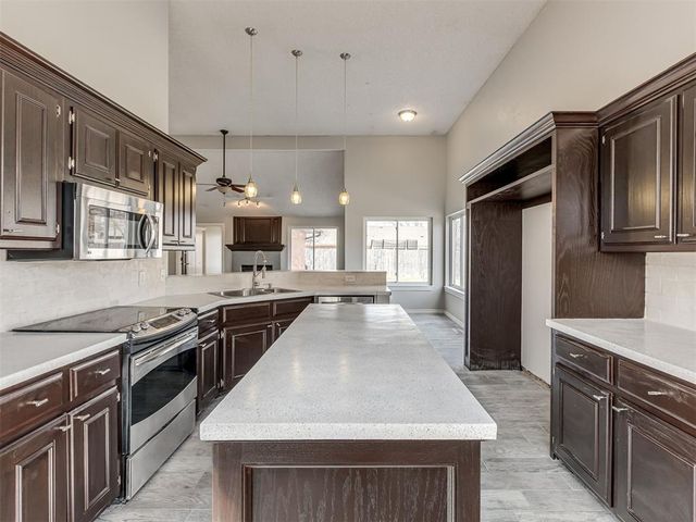 516 Winston Drive, Norman, OK 73072