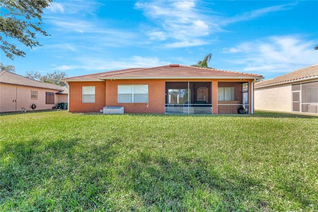 721 Grand Rapids BLVD, Naples, FL 34120