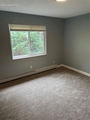 318 Bonnie Court, Colorado Springs, CO 80916