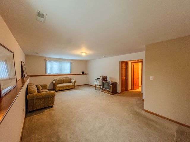 424 N Aspen Drive, Cortland, IL 60112