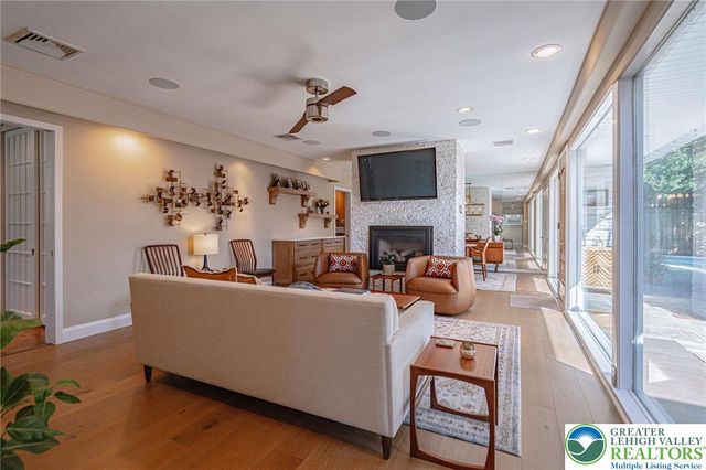 1013 North Marshall Street, Allentown City, PA 18104