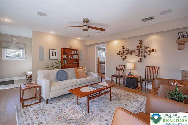 1013 North Marshall Street, Allentown City, PA 18104