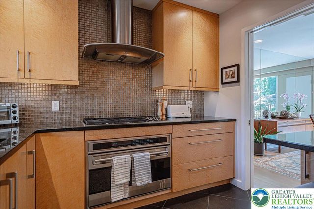 1013 North Marshall Street, Allentown City, PA 18104