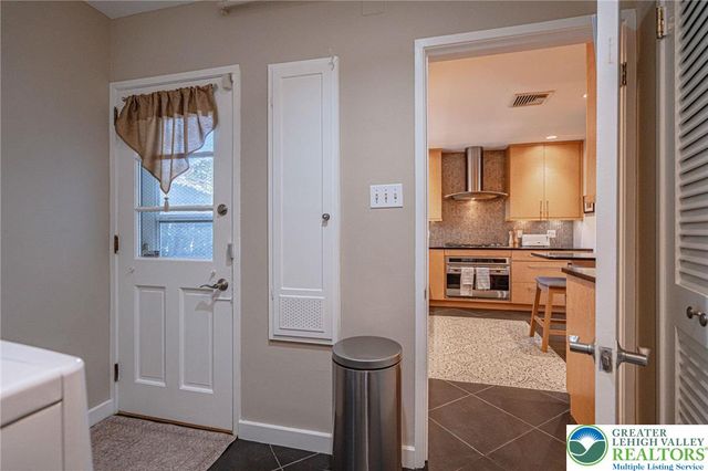 1013 North Marshall Street, Allentown City, PA 18104