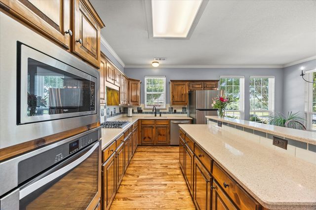 425 Chippendale Drive, Heath, TX 75032