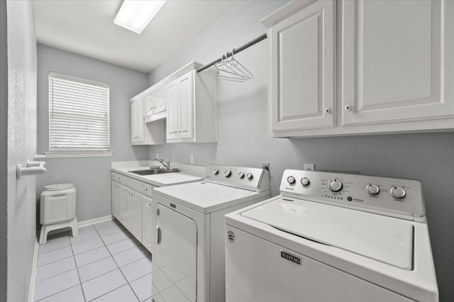 425 Chippendale Drive, Heath, TX 75032