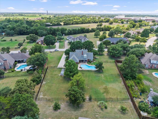 425 Chippendale Drive, Heath, TX 75032