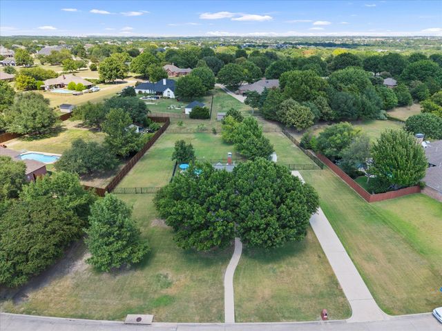 425 Chippendale Drive, Heath, TX 75032