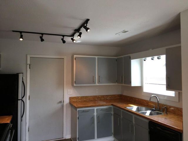 8057 Eberly Avenue, North Charleston, SC 29420