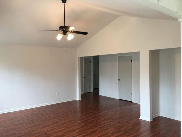 8057 Eberly Avenue, North Charleston, SC 29420