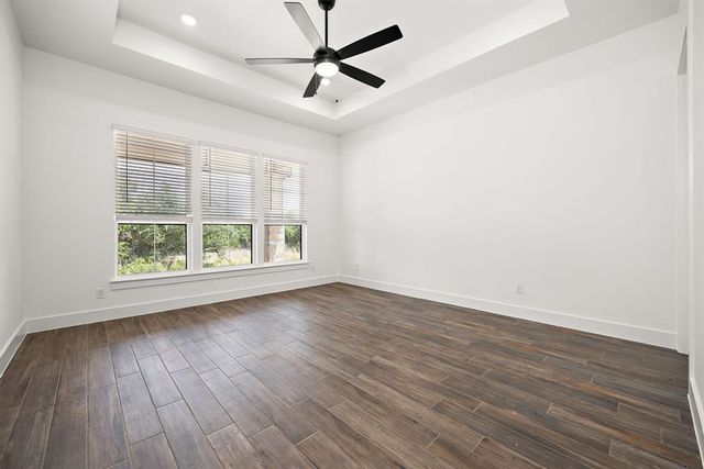 120 NW Strada Luca NW, Florence, TX 76527