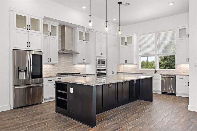 120 NW Strada Luca NW, Florence, TX 76527