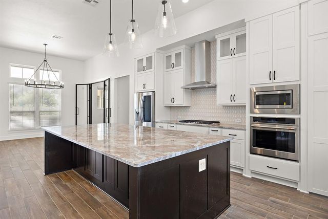 120 NW Strada Luca NW, Florence, TX 76527