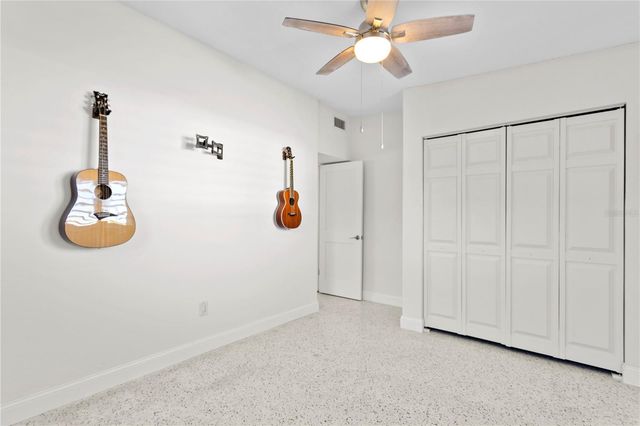 6931 GRANDE VISTA WAY S, St Petersburg, FL 33707