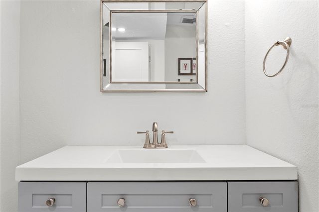 6931 GRANDE VISTA WAY S, St Petersburg, FL 33707