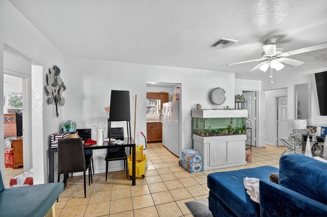 173 W 18th Street, Riviera Beach, FL 33404