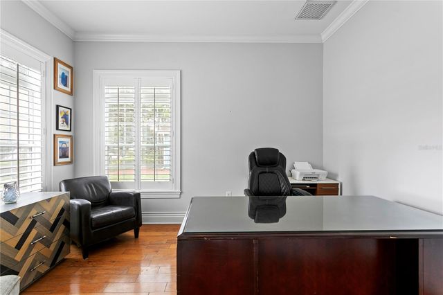 4001 W VASCONIA STREET, Tampa, FL 33629