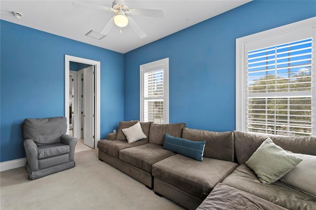 4001 W VASCONIA STREET, Tampa, FL 33629
