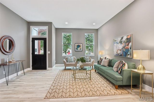 2258 S Jefferson Avenue, St Louis, MO 63104