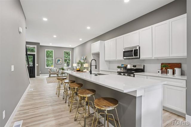 2258 S Jefferson Avenue, St Louis, MO 63104