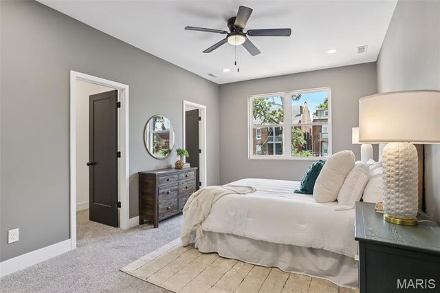 2258 S Jefferson Avenue, St Louis, MO 63104