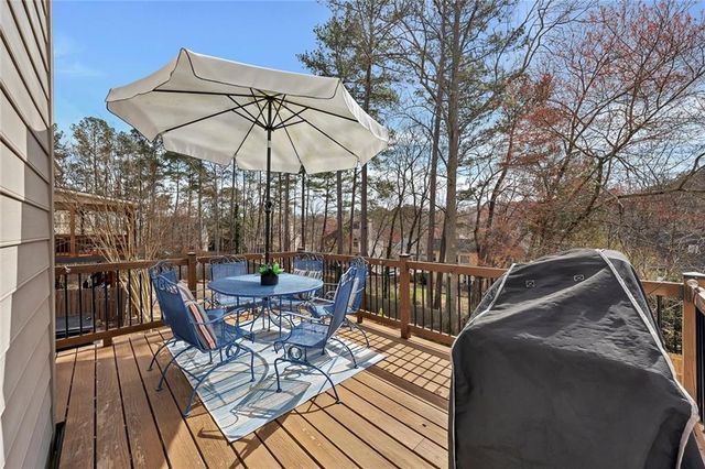 2002 Fairbrook Lane, Woodstock, GA 30189
