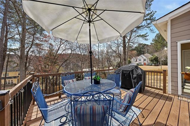 2002 Fairbrook Lane, Woodstock, GA 30189