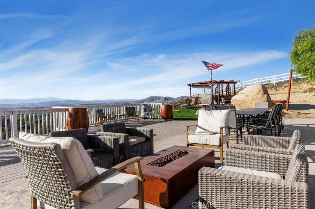 38975 Via De Oro, Temecula, CA 92592
