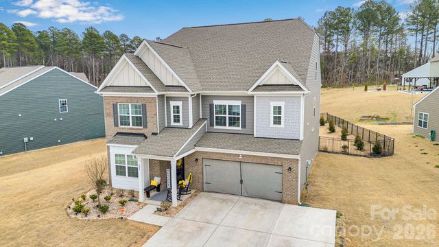 224 Hamptons Cove Road, Troutman, NC 28166