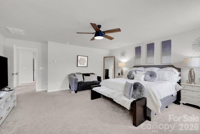 224 Hamptons Cove Road, Troutman, NC 28166
