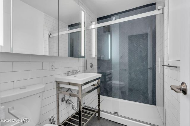 10 Ocean Boulevard 3D, Atlantic Highlands, NJ 07716