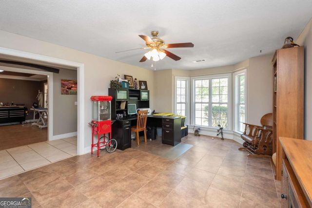 80 Creekside Road, Hogansville, GA 30230