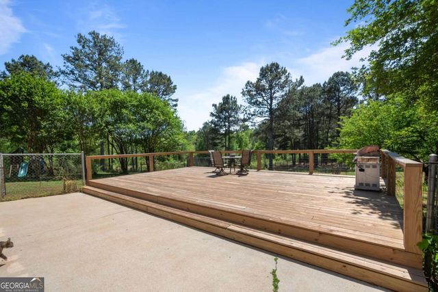 80 Creekside Road, Hogansville, GA 30230