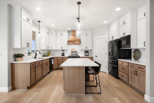 1706 S Morningside Heights Dr, Spokane Valley, WA 99016