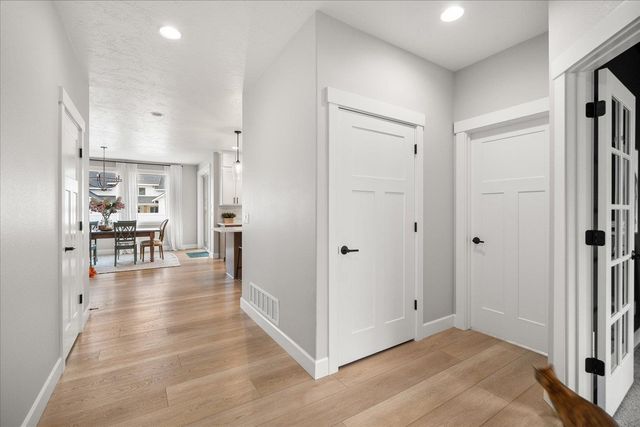 1706 S Morningside Heights Dr, Spokane Valley, WA 99016