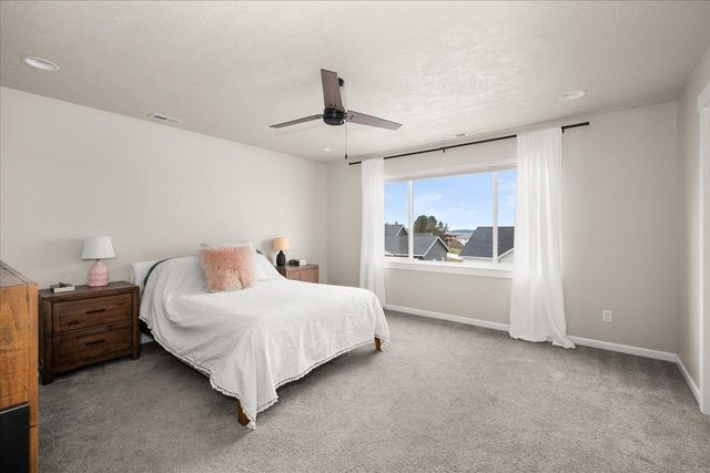 1706 S Morningside Heights Dr, Spokane Valley, WA 99016