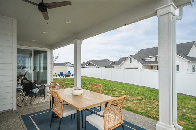 1706 S Morningside Heights Dr, Spokane Valley, WA 99016