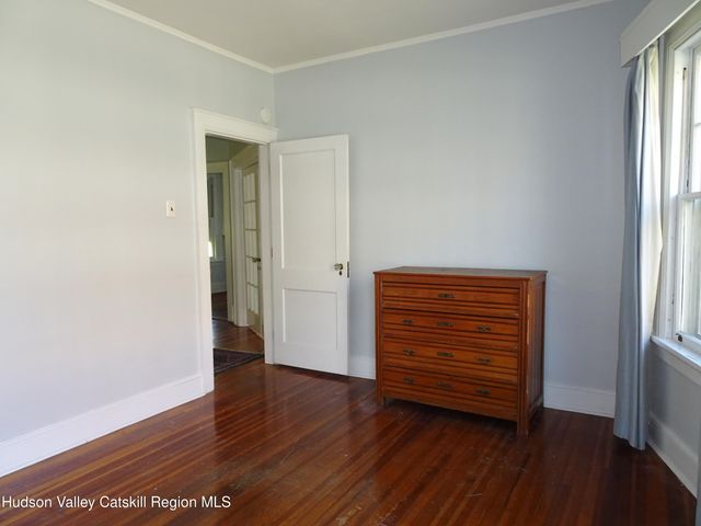 823-825 Columbia 3, Hudson, NY 12534