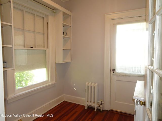 823-825 Columbia 3, Hudson, NY 12534