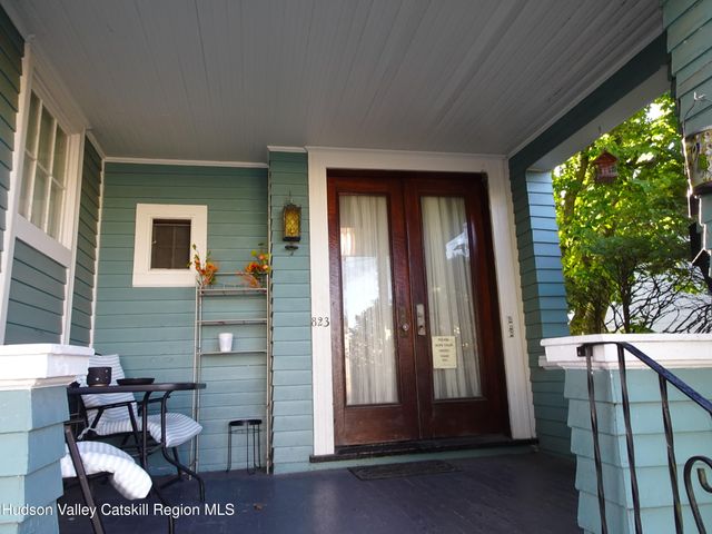 823-825 Columbia 3, Hudson, NY 12534