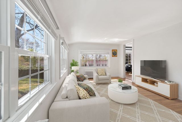 64 Gayland Rd, Needham, MA 02492