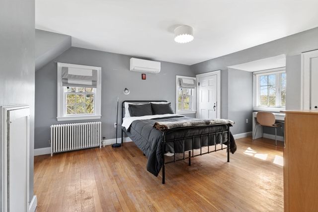 64 Gayland Rd, Needham, MA 02492