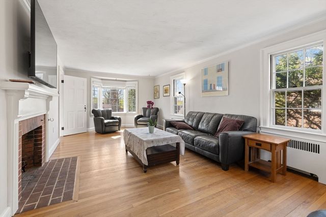 64 Gayland Rd, Needham, MA 02492