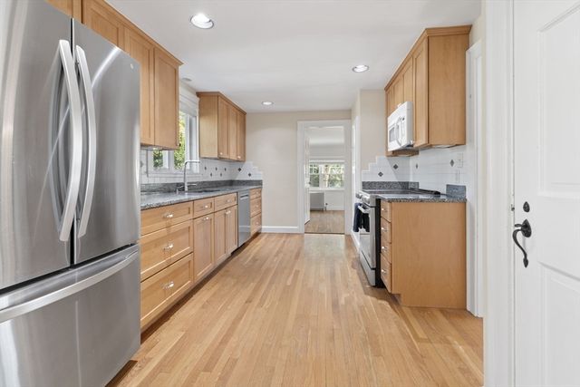 64 Gayland Rd, Needham, MA 02492