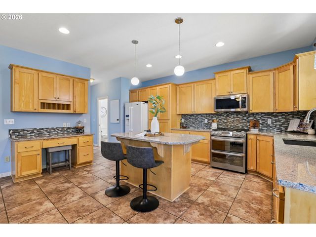 2400 Nw 15TH St, Battle Ground, WA 98604