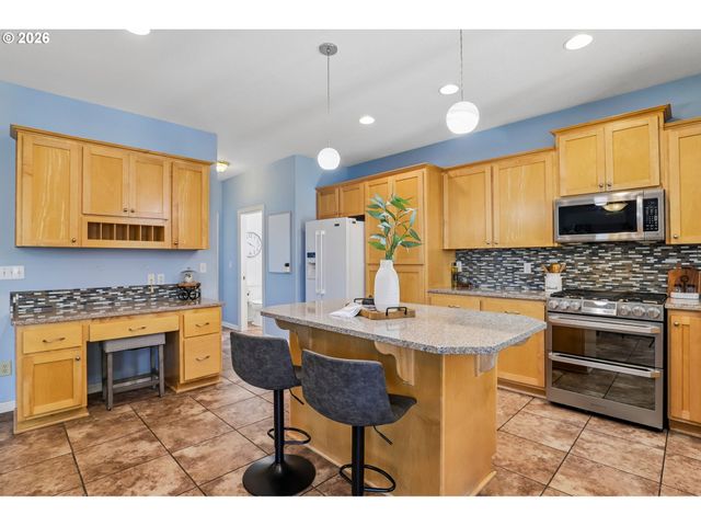 2400 Nw 15TH St, Battle Ground, WA 98604