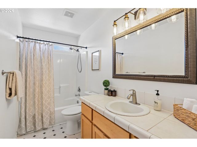 2400 Nw 15TH St, Battle Ground, WA 98604
