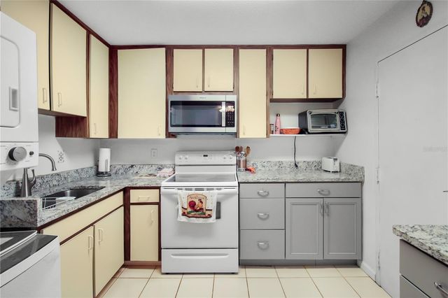 2700 BAYSHORE BOULEVARD 2308, Dunedin, FL 34698