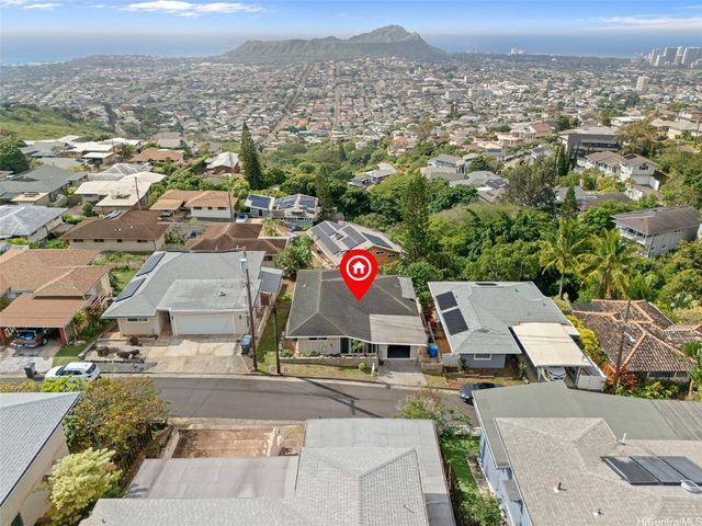 3925 Nioi Place, Honolulu, HI 96816